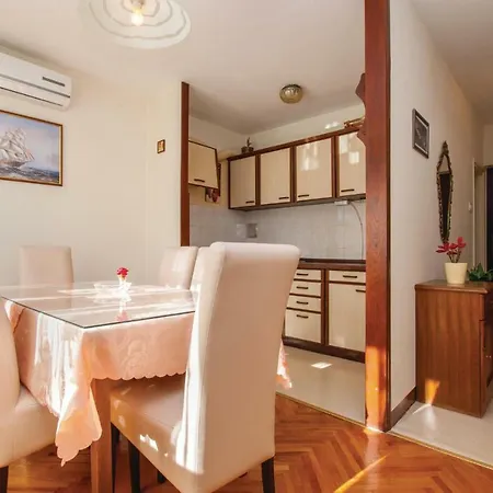 One-bedroom In Apartment Sibenik